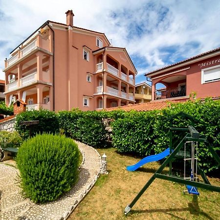 Kastell Apartments 洛帕 外观 照片