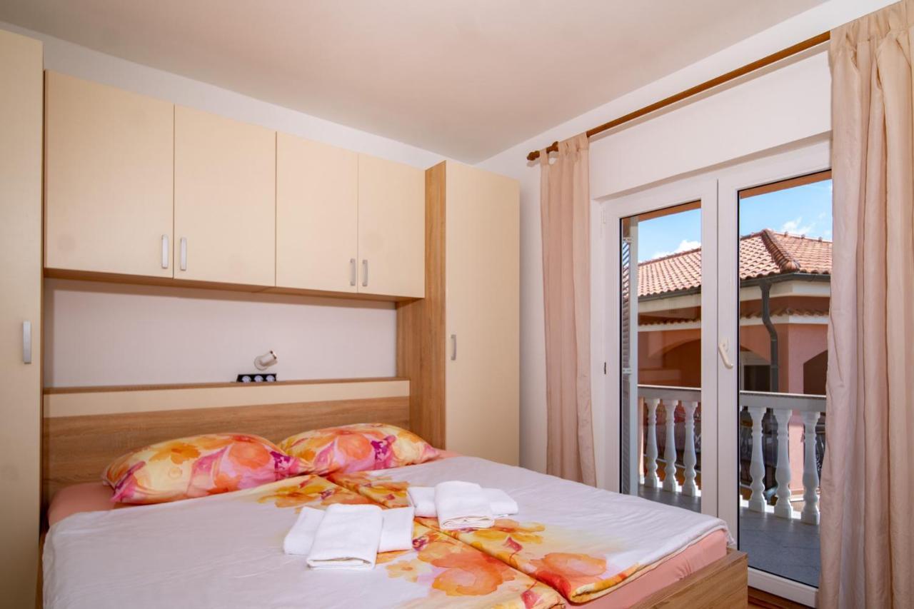 Kastell Apartments 洛帕 外观 照片